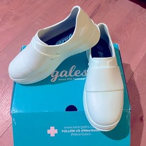 COPY - Mint Gales nursing shoes size 7 NWB
